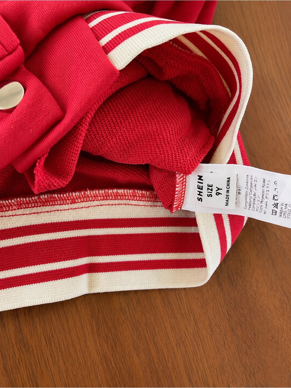 SHEIN Red and White Kids Varsity Jacket with 'C' Patch - Picture 2 of 3